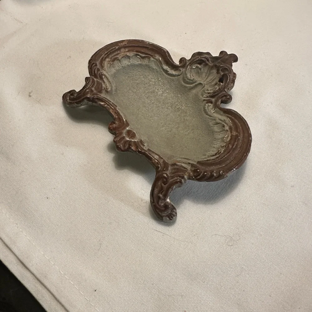 Vintage Elegant Bathroom Vanity jewelry dish